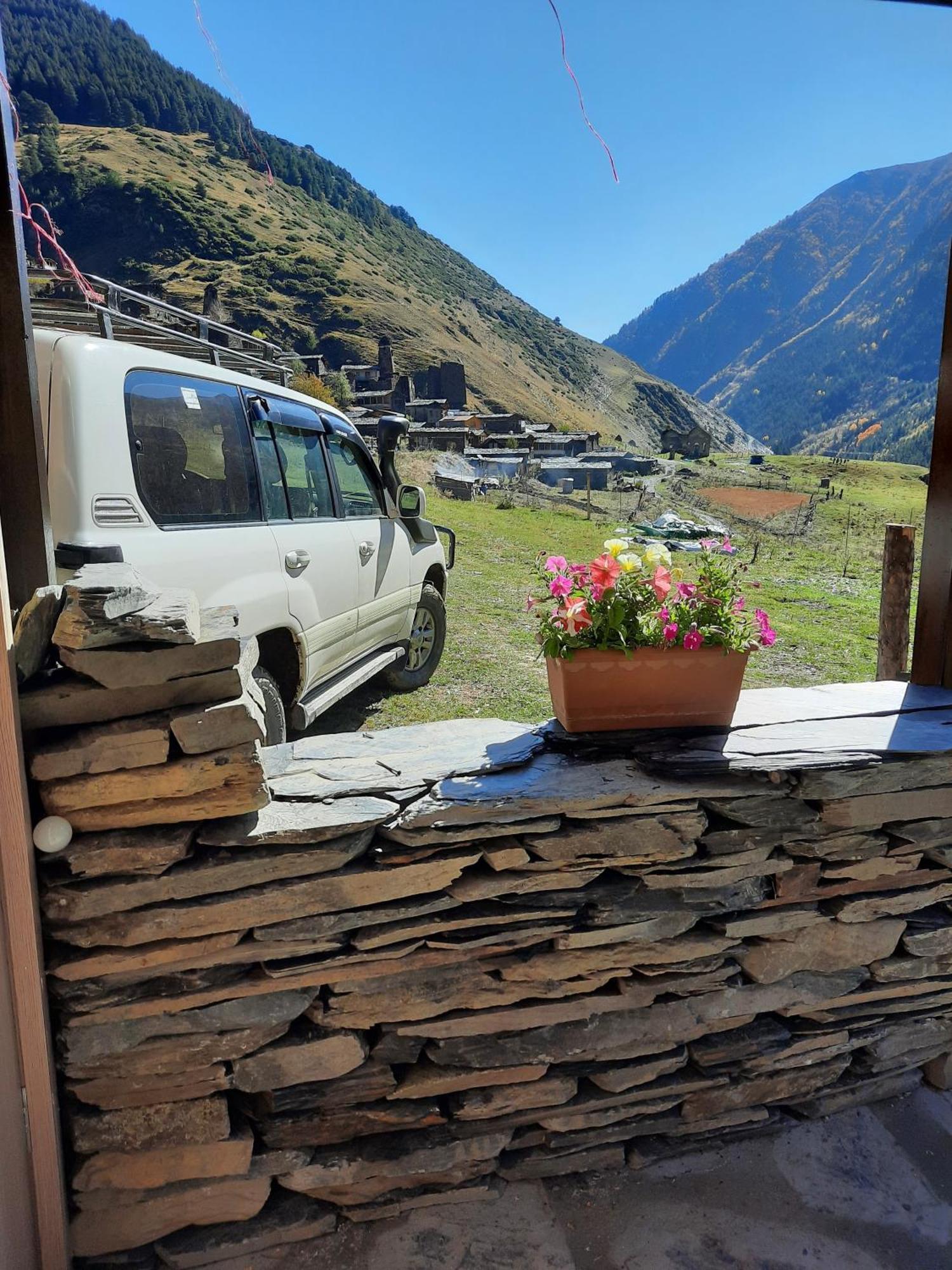 Guesthouse Pirimze Dartlo Bagian luar foto