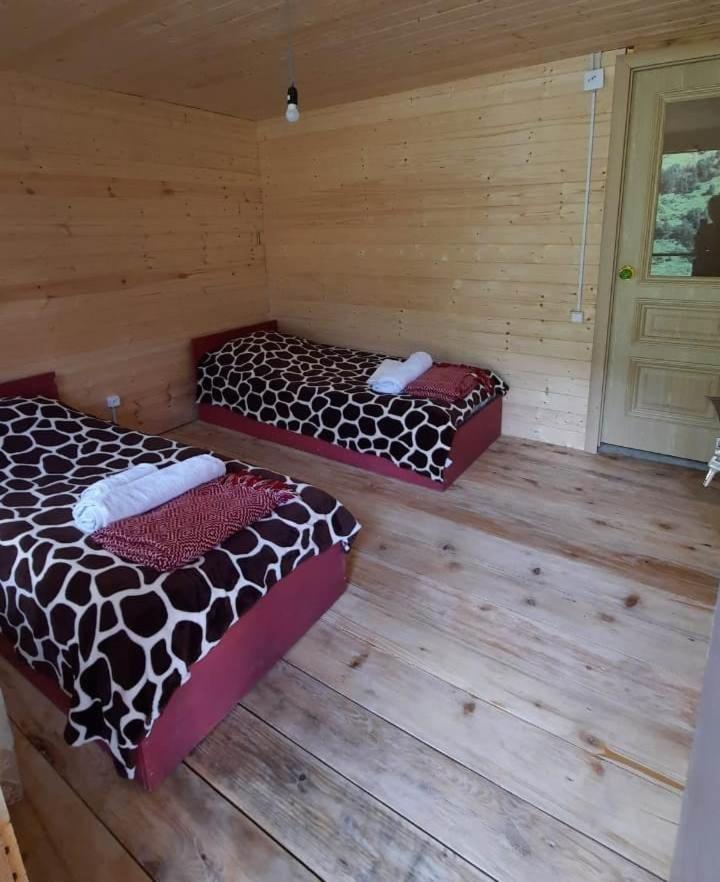 Guesthouse Pirimze Dartlo Bagian luar foto