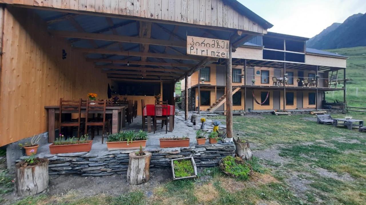 Guesthouse Pirimze Dartlo Bagian luar foto