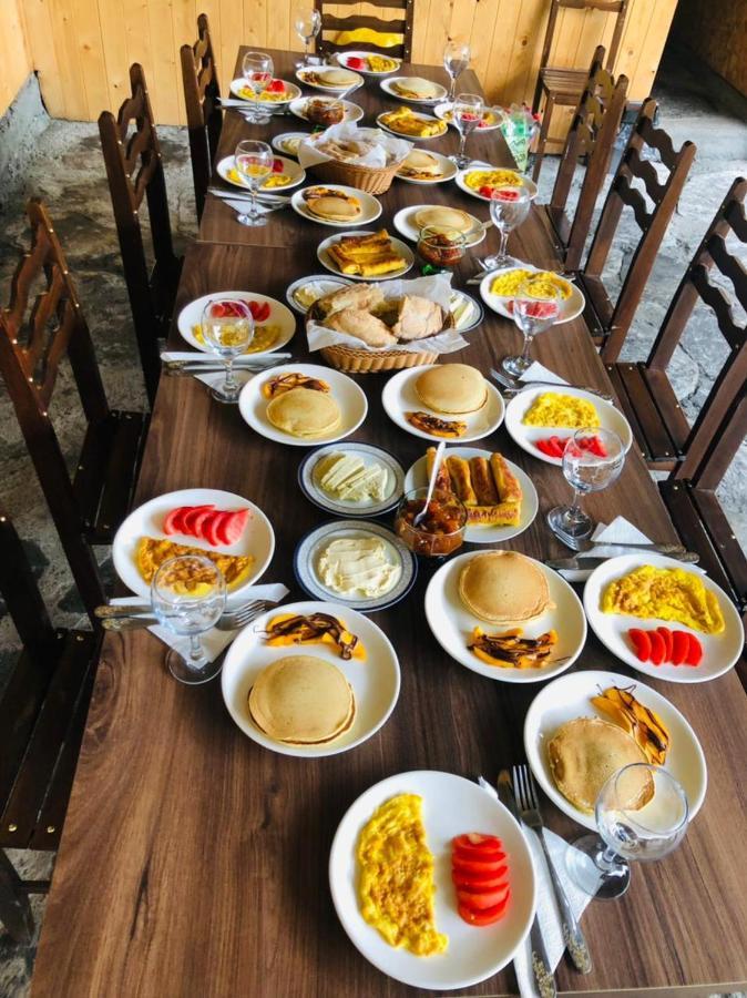 Guesthouse Pirimze Dartlo Bagian luar foto