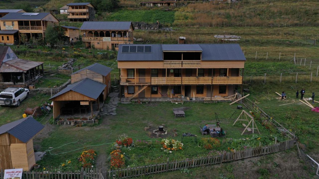Guesthouse Pirimze Dartlo Bagian luar foto